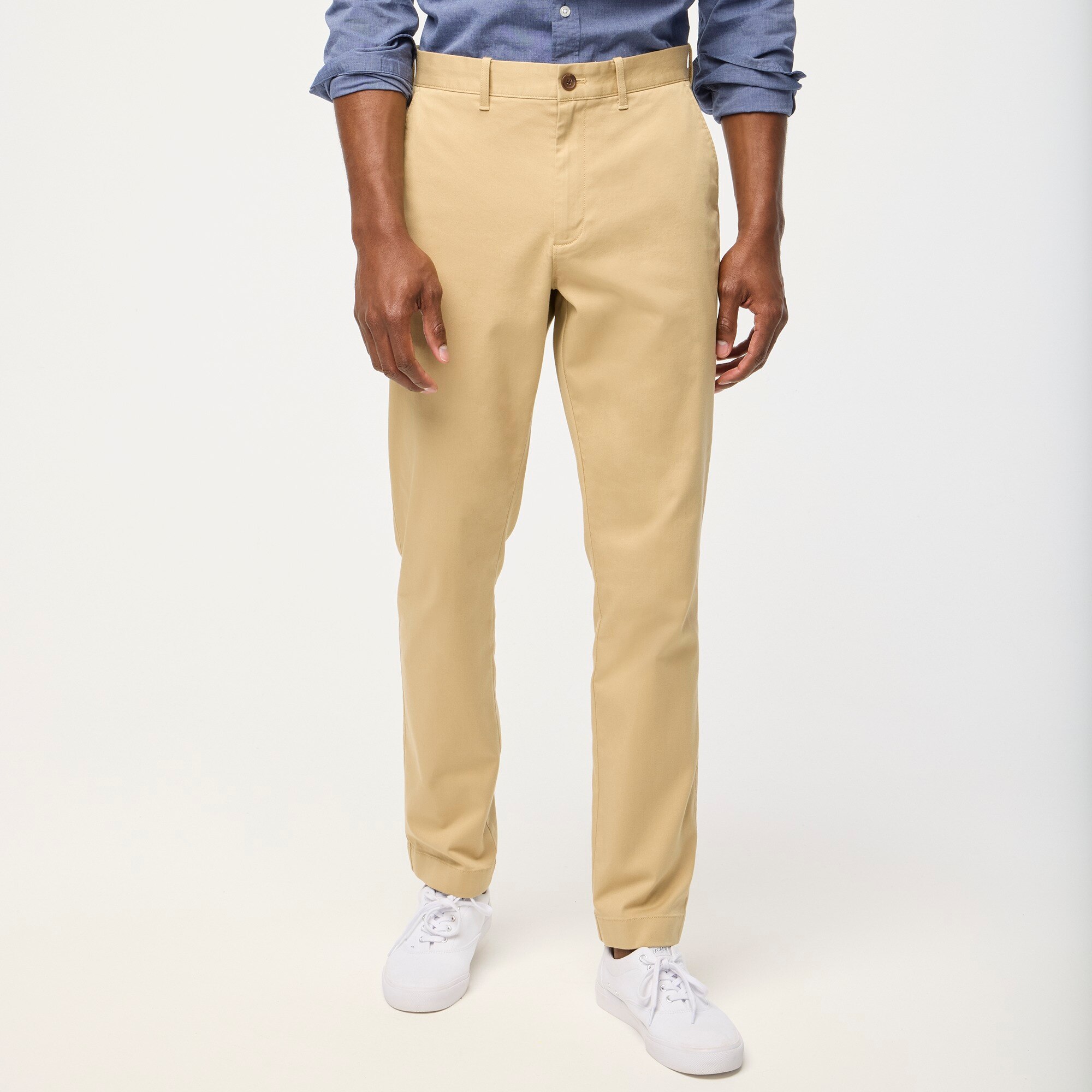 Athletic slim-fit chino pant