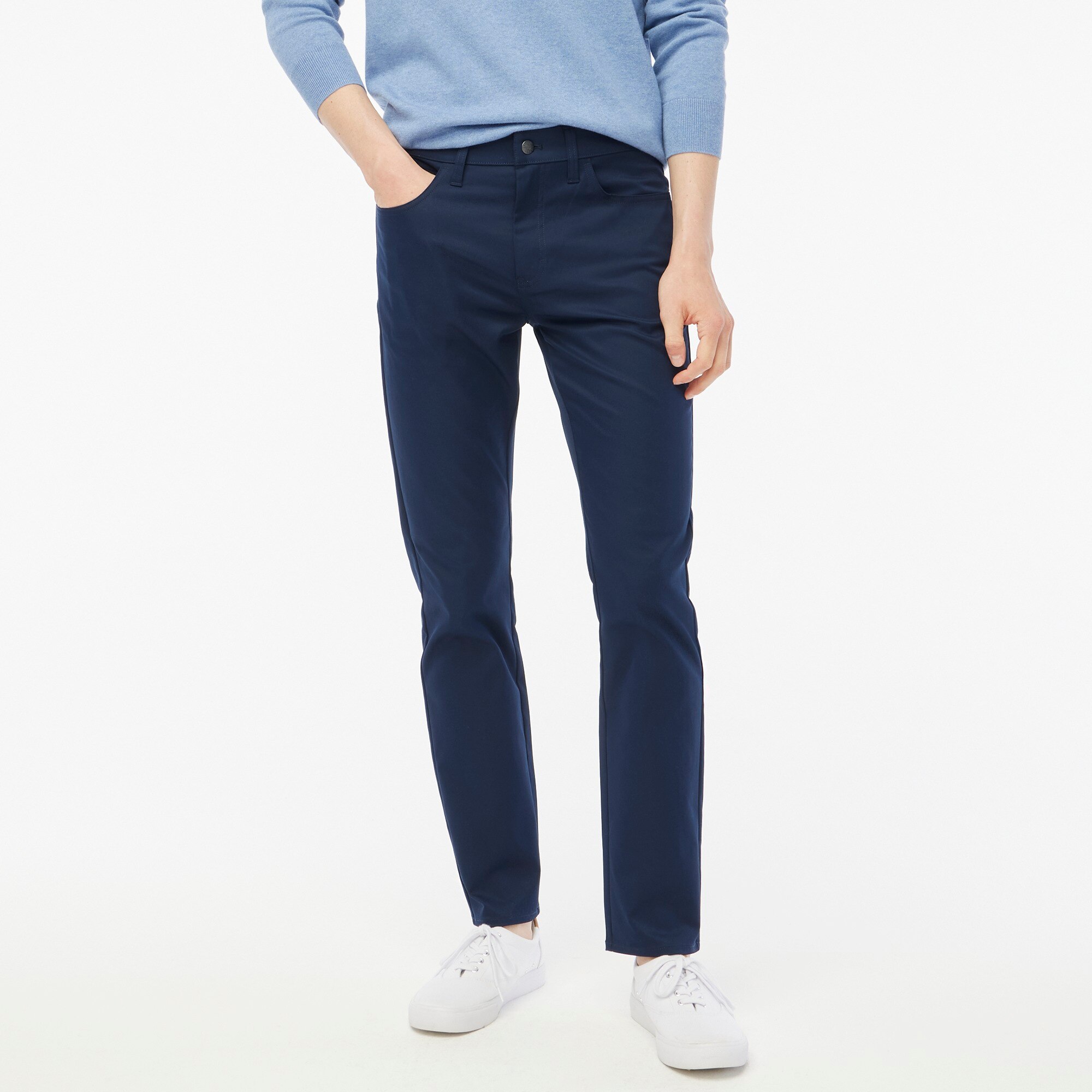 Slim-fit five-pocket tech pant