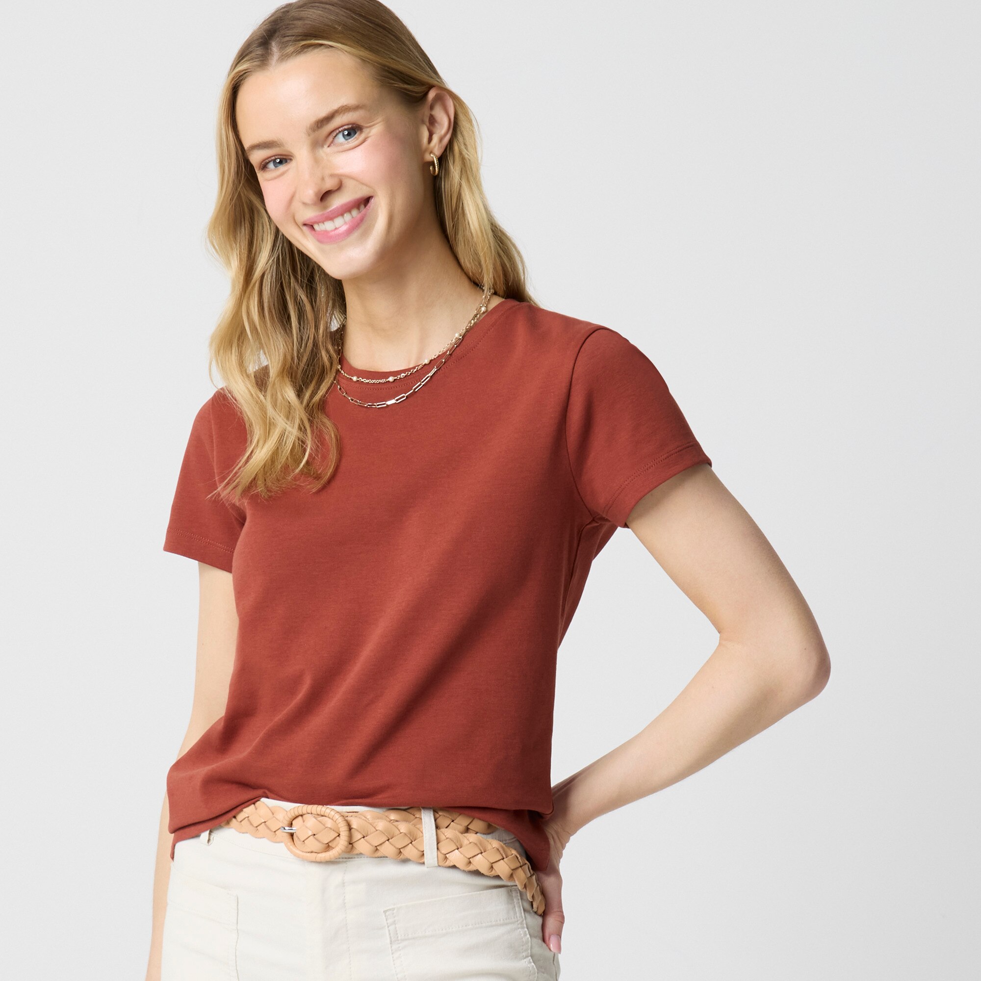 Essential short-sleeve crewneck tee