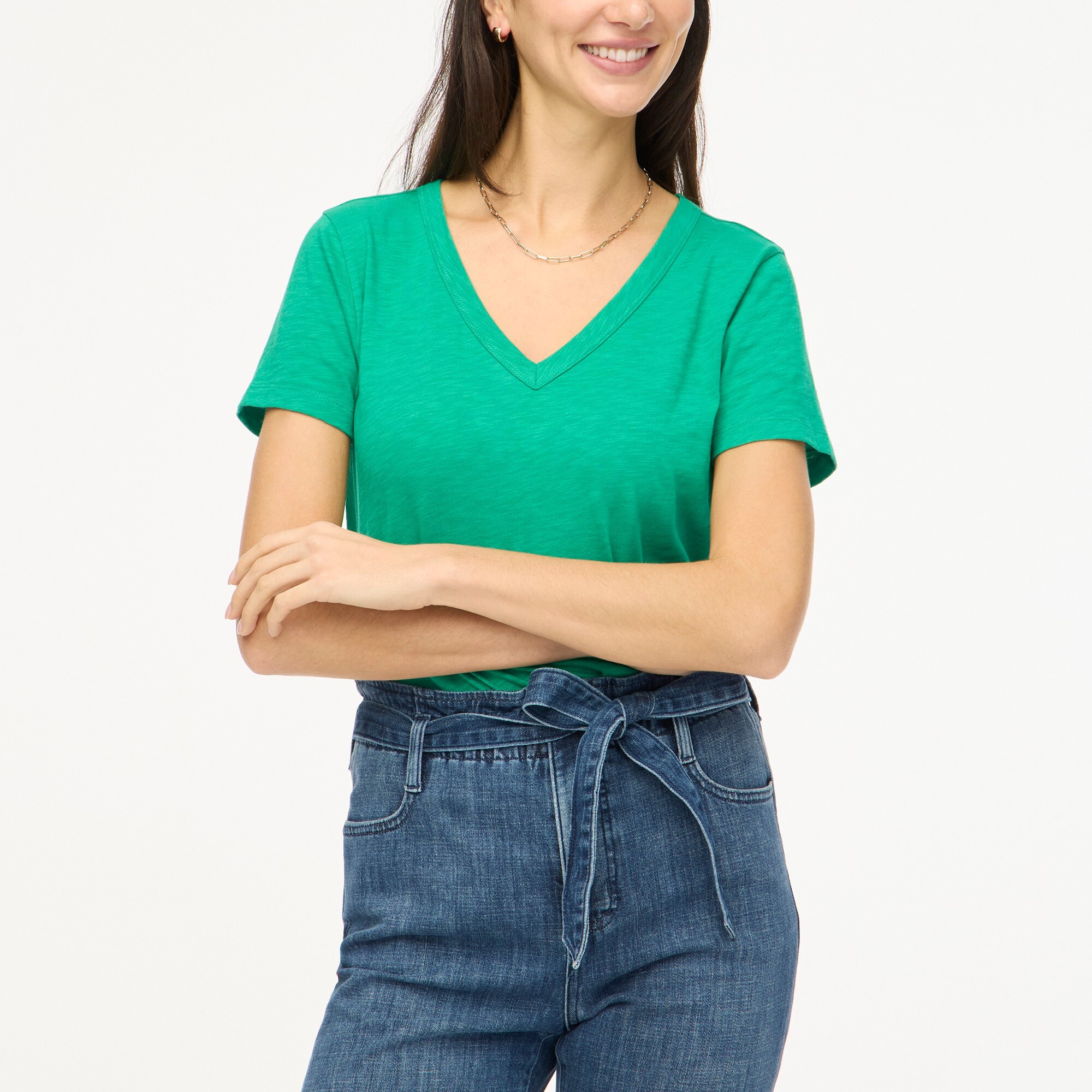 Short-sleeve V-neck girlfriend tee