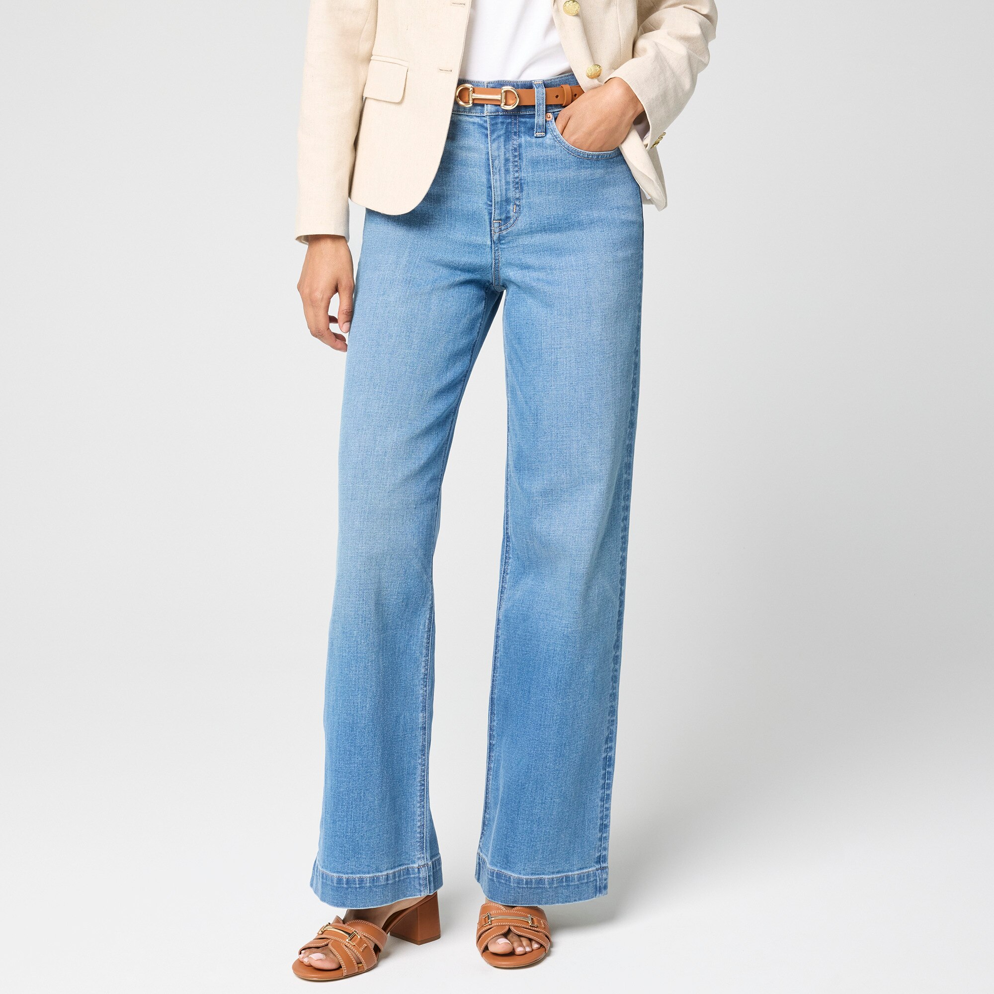 Petite classic wide-leg jean in signature stretch